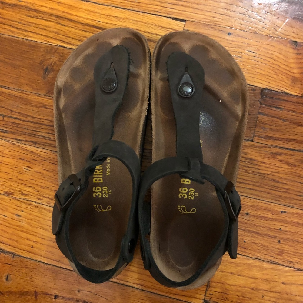 ‼️Sold ✨ Used Birkenstock Size 6 Black